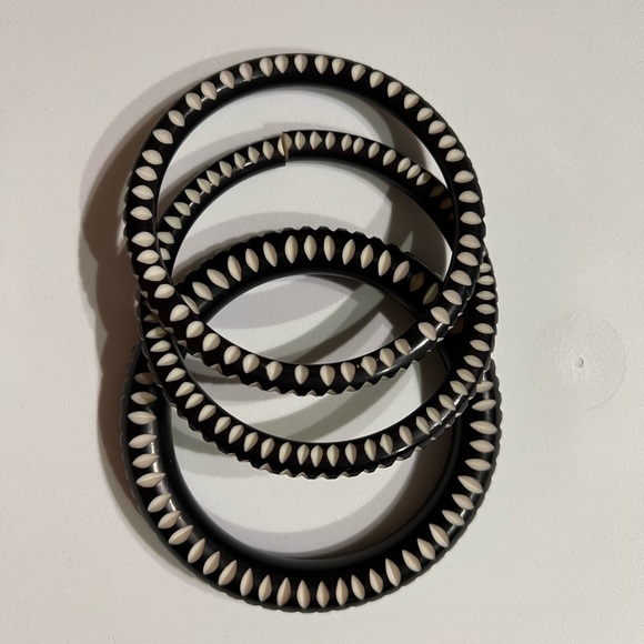 Bracelet Bundle - Picture 4 of 16